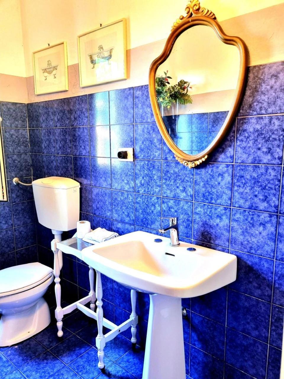 Bed and Breakfast Casa Cambini à Marina di Massa Extérieur photo