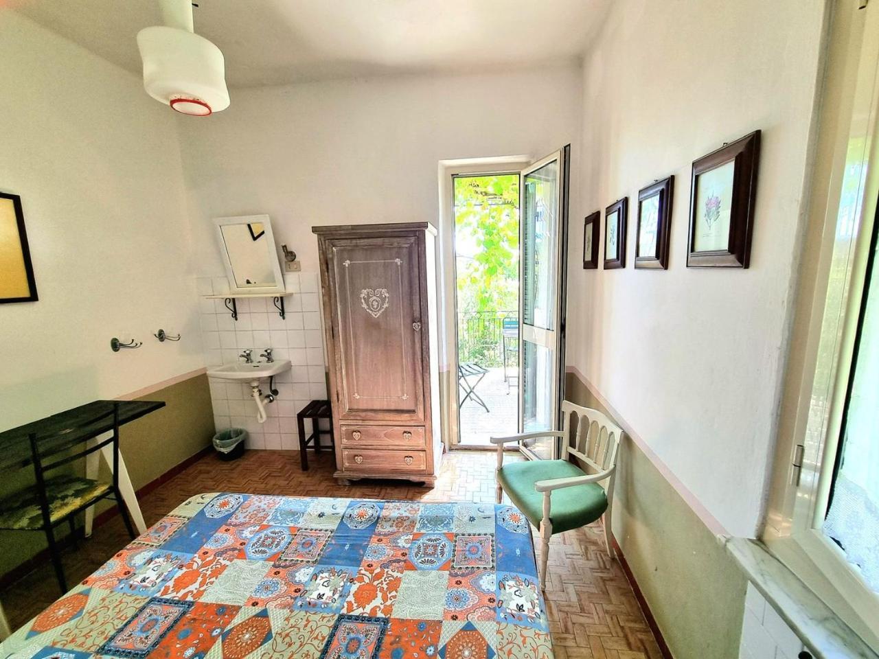 Bed and Breakfast Casa Cambini à Marina di Massa Extérieur photo
