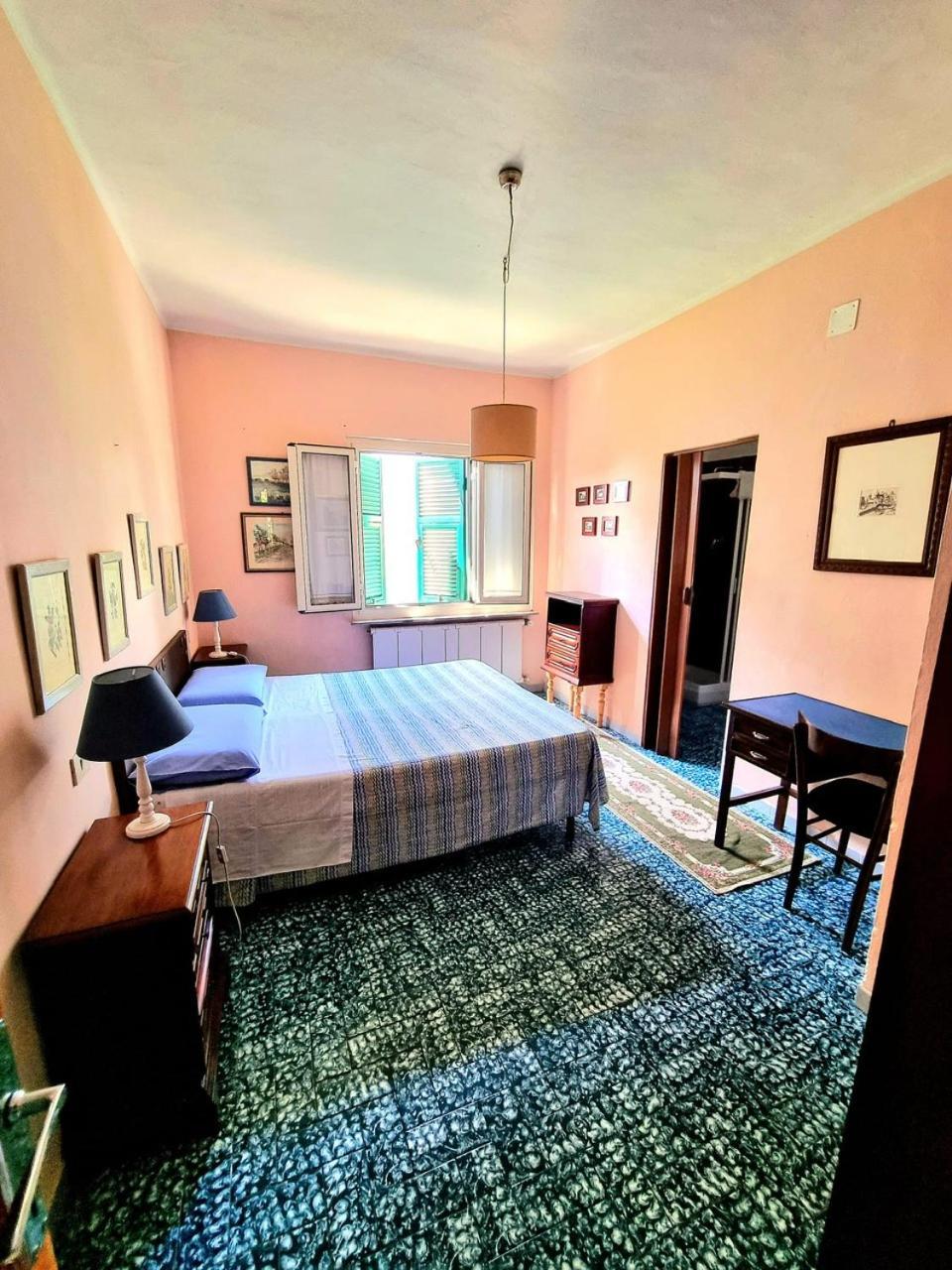 Bed and Breakfast Casa Cambini à Marina di Massa Extérieur photo